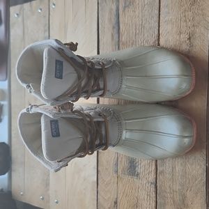 Sperry boots